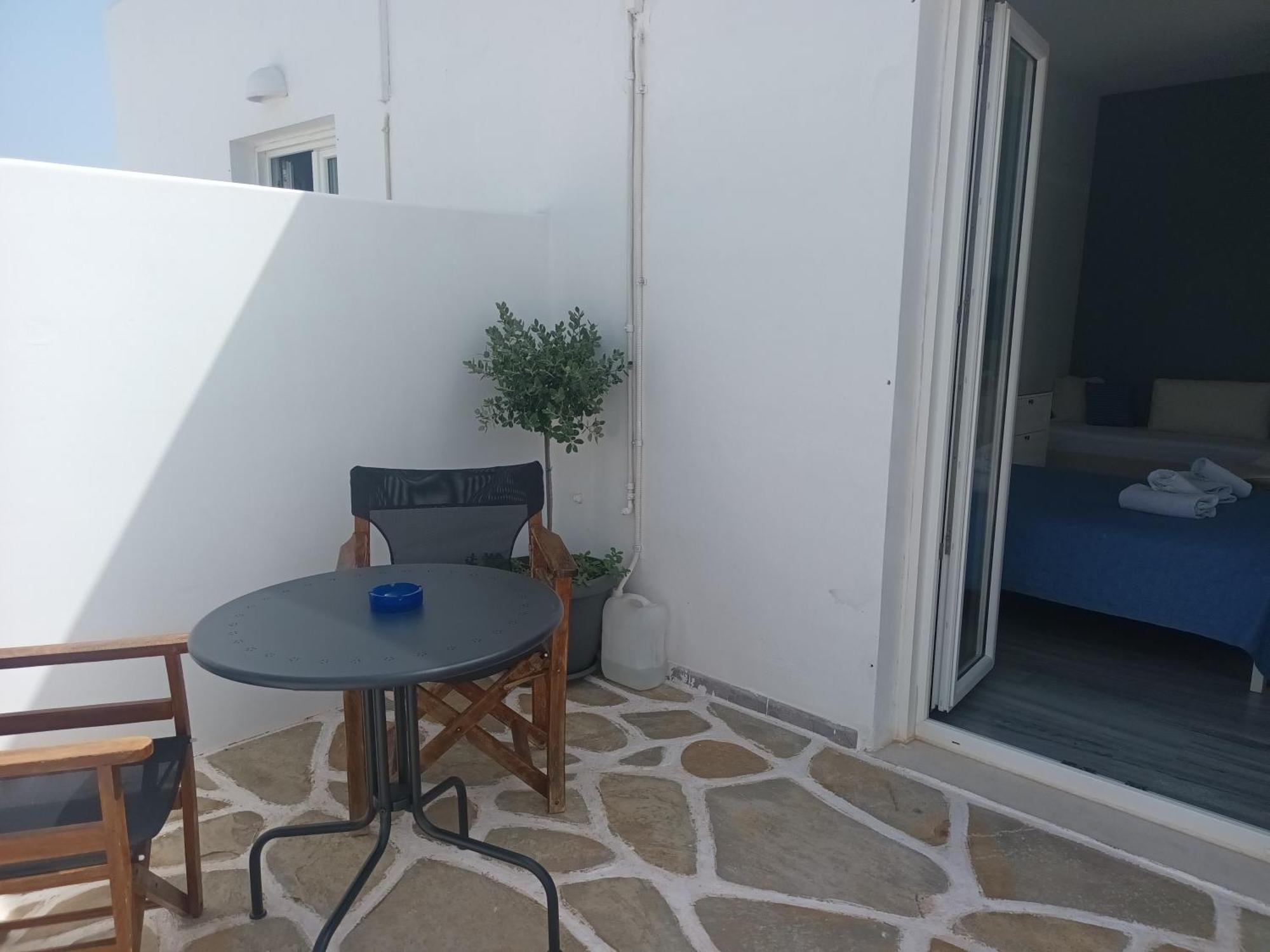 Athina'S Blue Studios Naousa  Luaran gambar